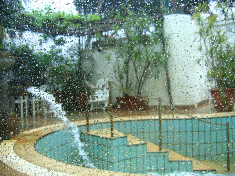 Piscina termale Hotel Europa Ischia con pioggia 016